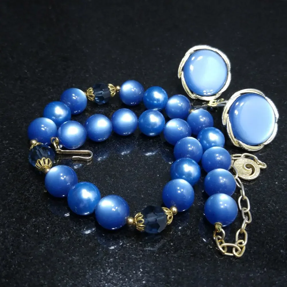 Lisner Blue Moonglow Lucite Necklace Clip On Earrings Set 1950s Vintage Jewelry